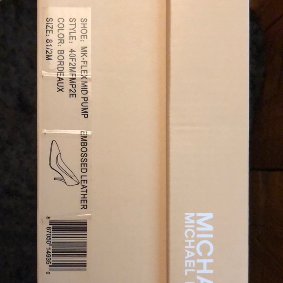 NIB Michael Kors  8.5M embossed leather pumps burgundy - Picture 4 of 7